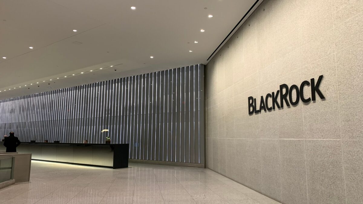 Le Pdg De Blackrock Est Optimiste Sur La Tokenisation Des March S